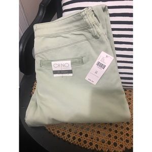 COPY - Anthropologie Chino Slim Pant - Size 26